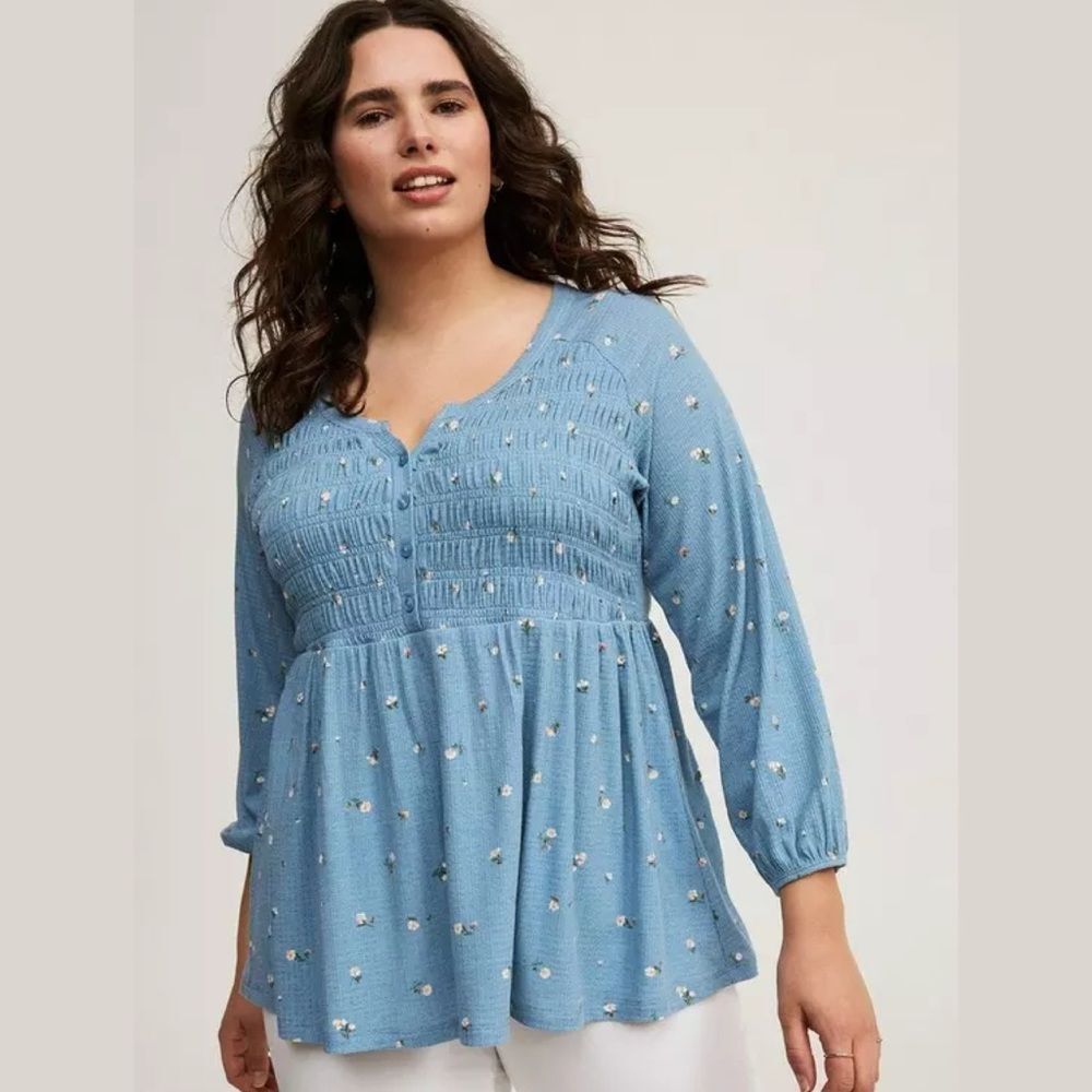 NWT Torrid Smocked Henley Babydoll Top | Mia Ditsy Floral Mountain Spring |Large - Picture 2 of 6